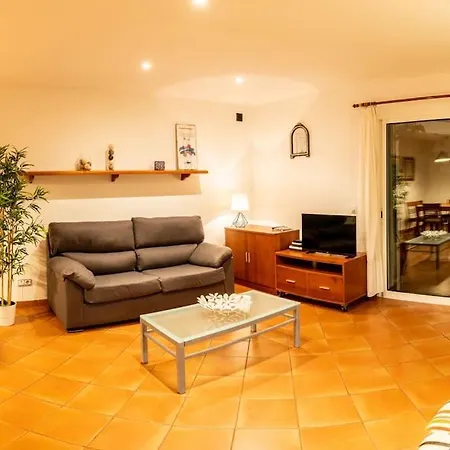Blanc Chalet Sa Caleta